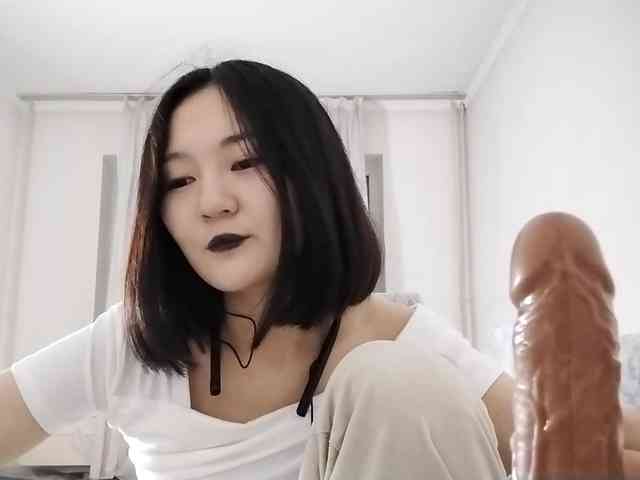 UrSweetieLeigh webcam