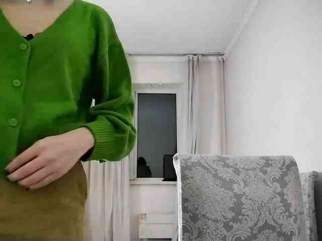 UrSweetieLeigh webcam