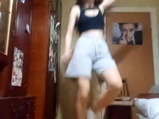 LatoshaBonkowski webcam