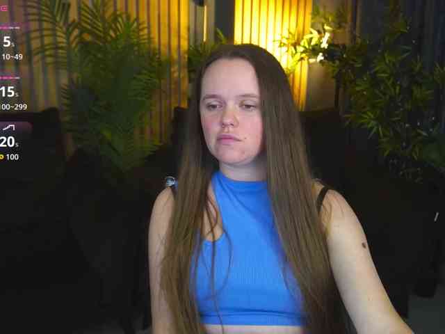 GoldenPeachy webcam
