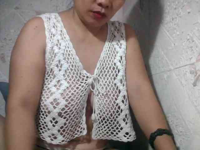 lovelysweet4u webcam