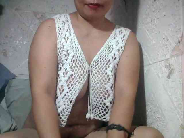 lovelysweet4u webcam