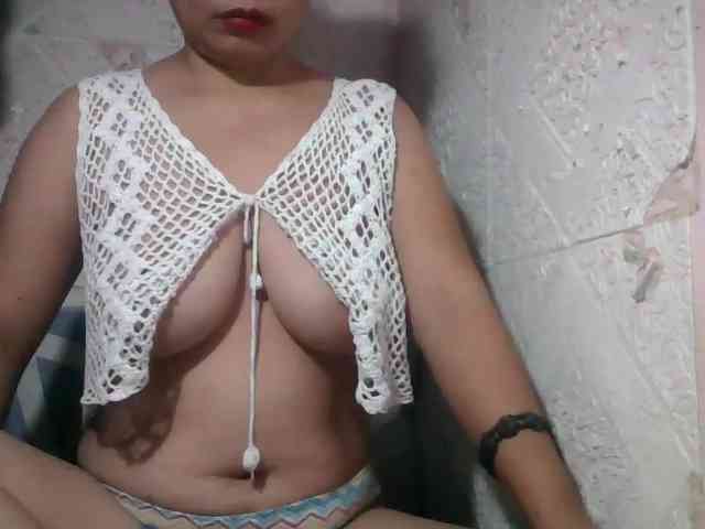 lovelysweet4u webcam