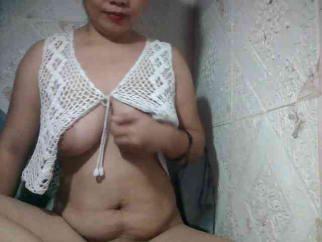 lovelysweet4u webcam