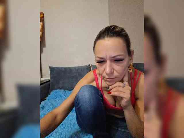 krisred webcam