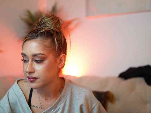 AileenKiss webcam