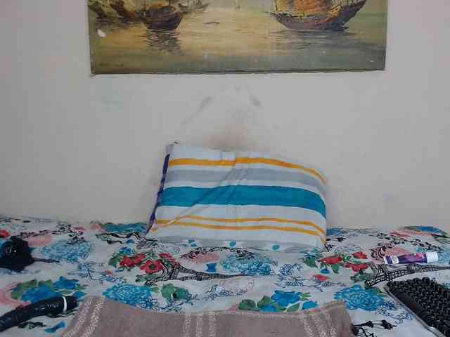 CutiebarbieXX webcam