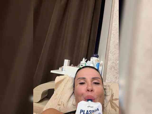 VampIrina11 webcam