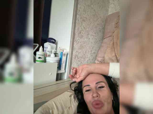 VampIrina11 webcam