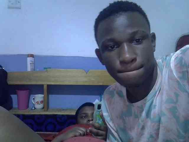 Nubiancouple webcam