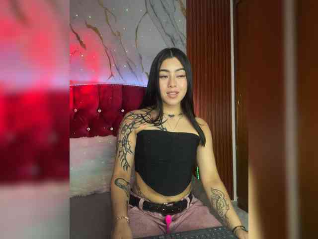 Emily22x webcam