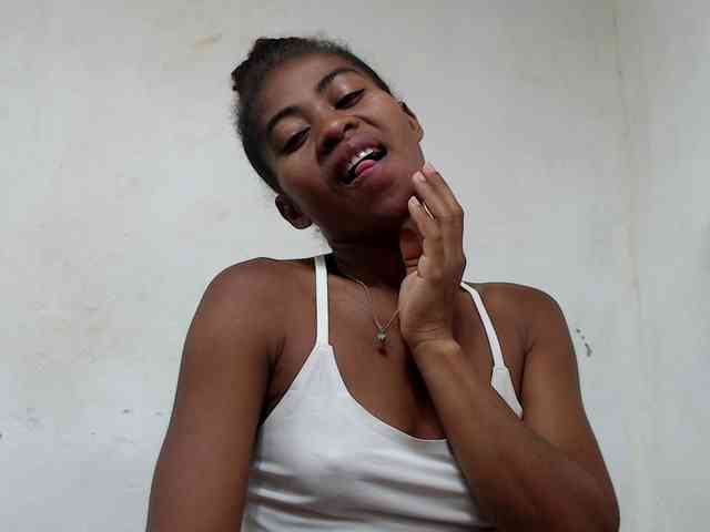 DonnelaQuin webcam