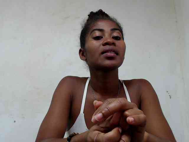 DonnelaQuin webcam