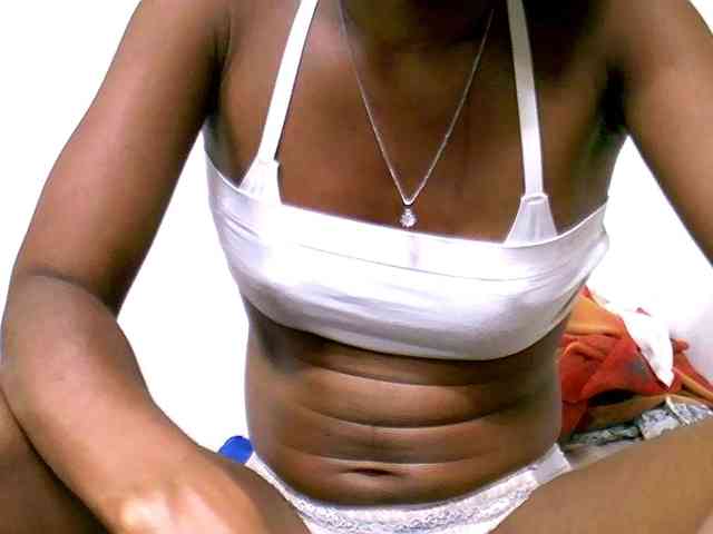 DonnelaQuin webcam