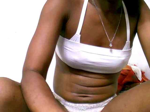 DonnelaQuin webcam