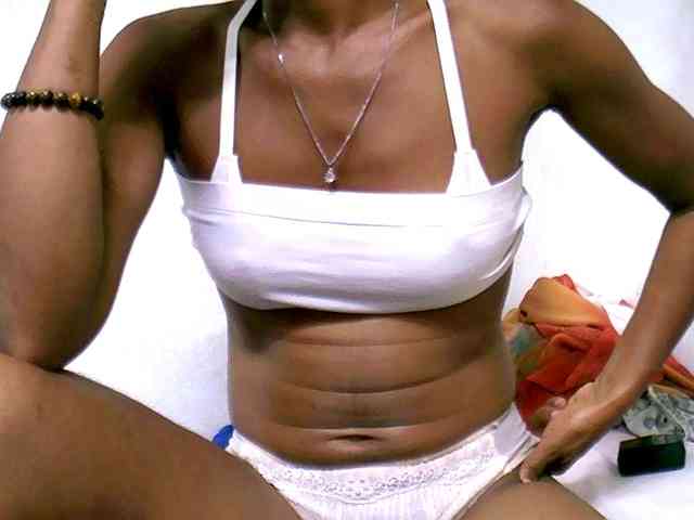 DonnelaQuin webcam