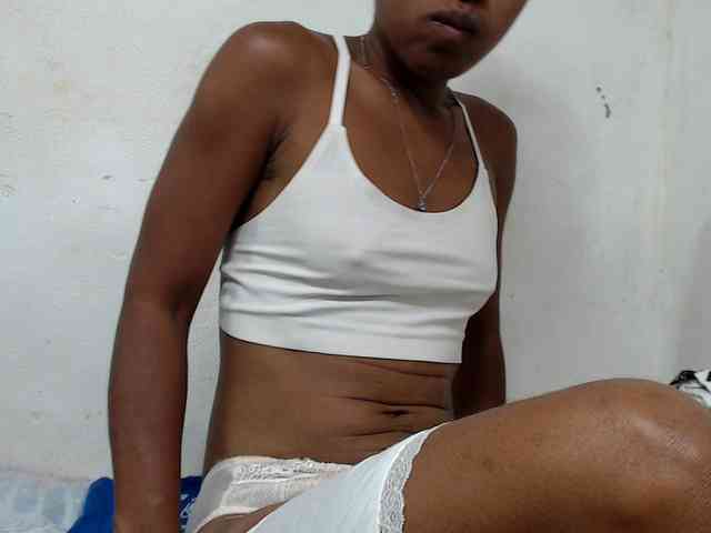 DonnelaQuin webcam