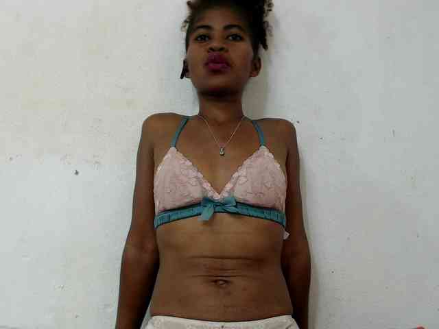 DonnelaQuin webcam