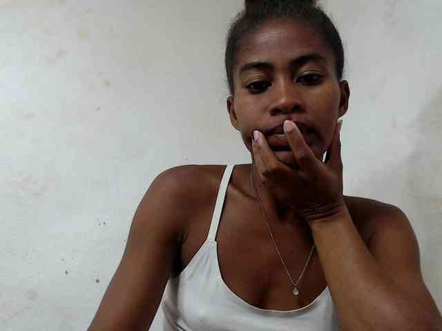 DonnelaQuin webcam