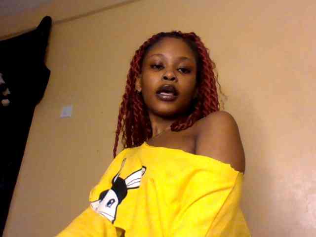 LolaMyst webcam