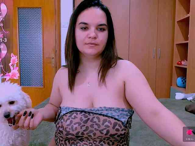minnie-ella webcam