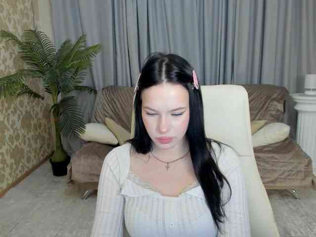 LolaSprinkle webcam