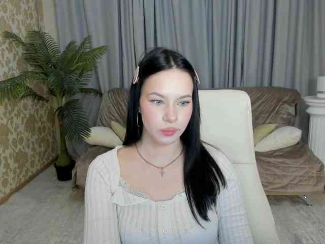LolaSprinkle webcam
