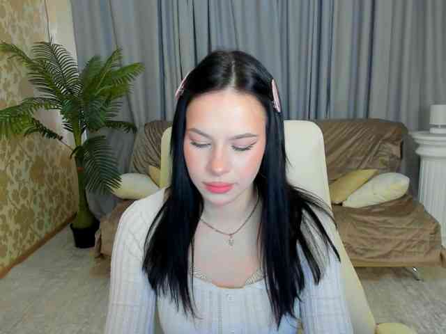 LolaSprinkle webcam