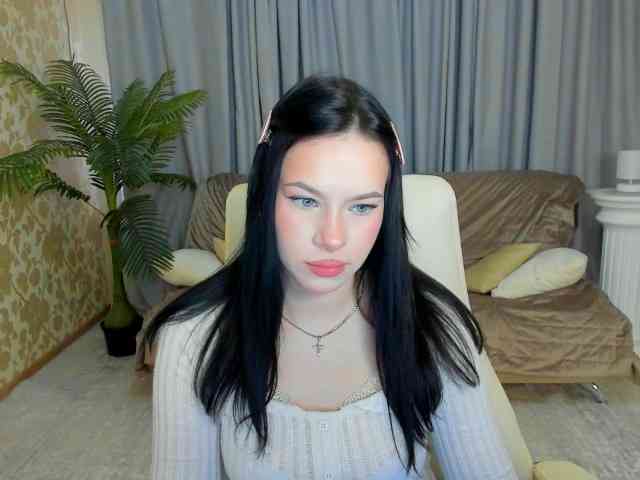 LolaSprinkle webcam