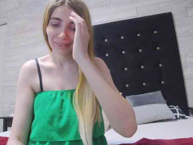 Ella-Lizzie webcam