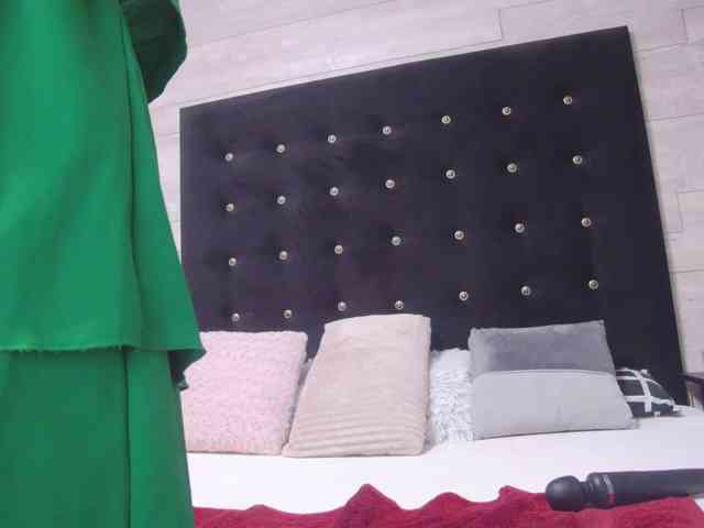Ella-Lizzie webcam