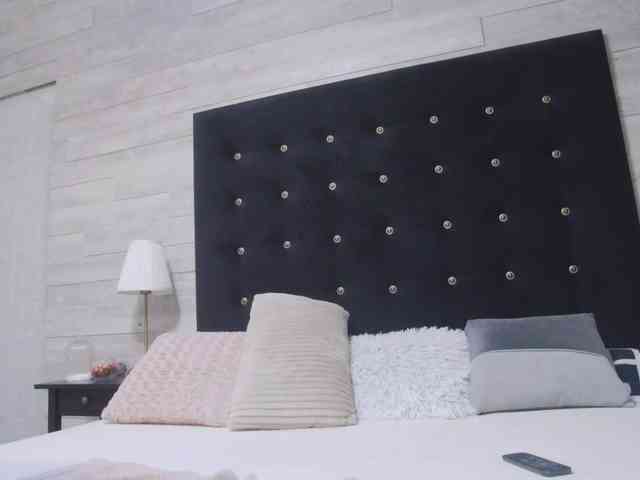 Ella-Lizzie webcam