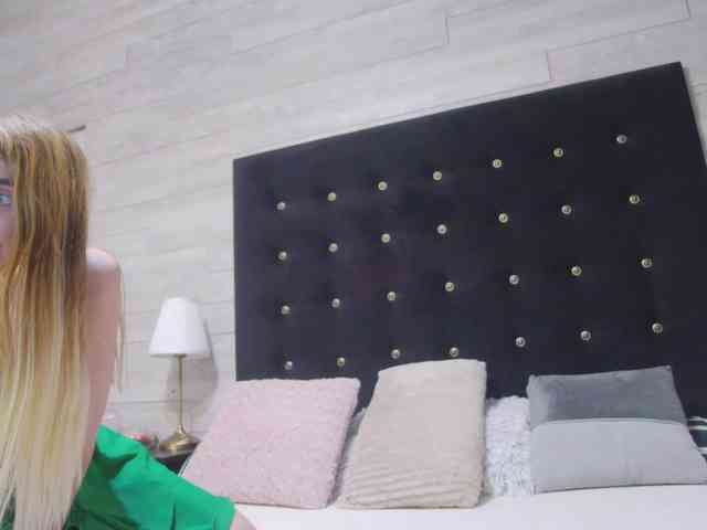 Ella-Lizzie webcam