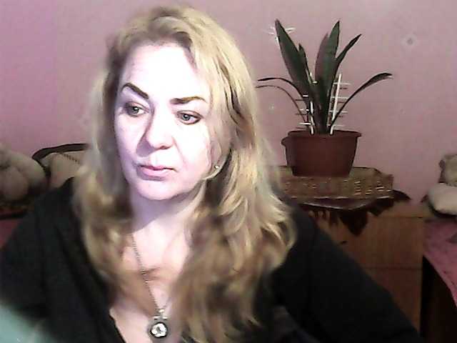 Vai a chattare su NinaKeil NinaKeil