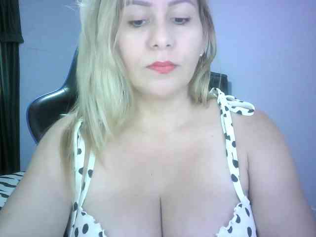 Mariana0x webcam