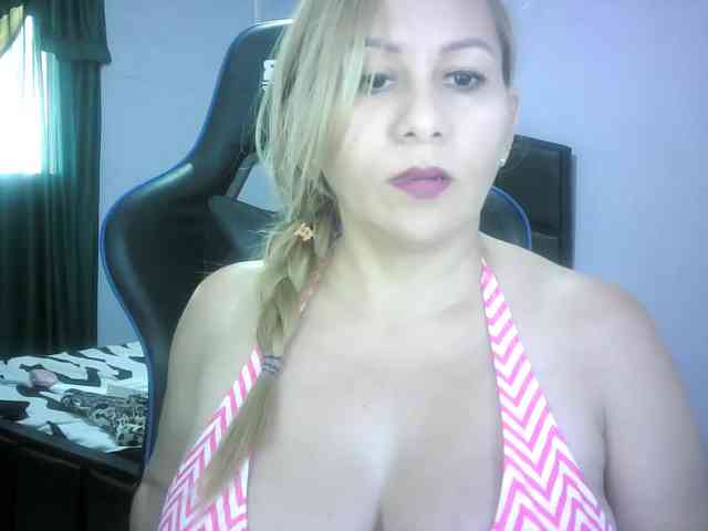 Mariana0x webcam