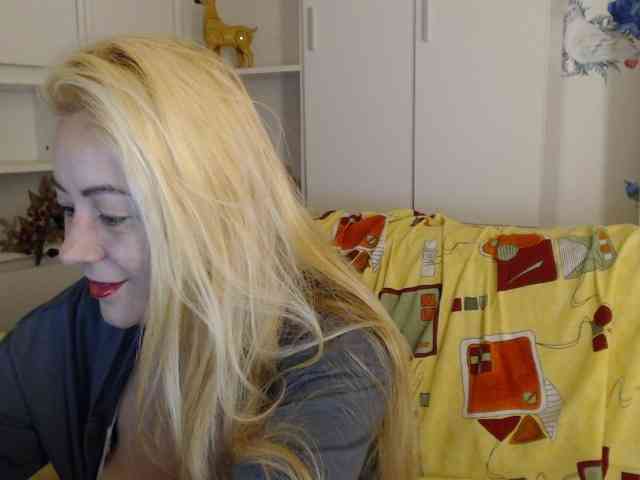 carolynesyera webcam