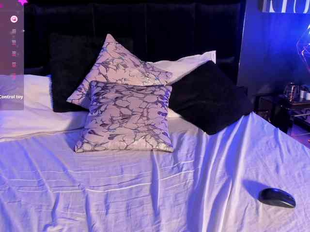 CloeeRogers webcam