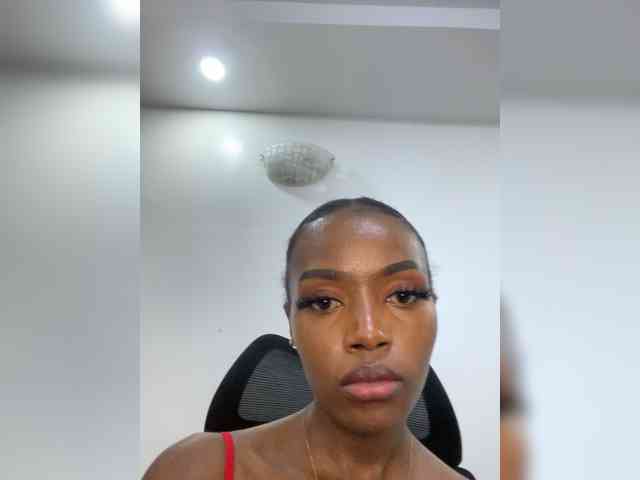 Exoticsoms webcam