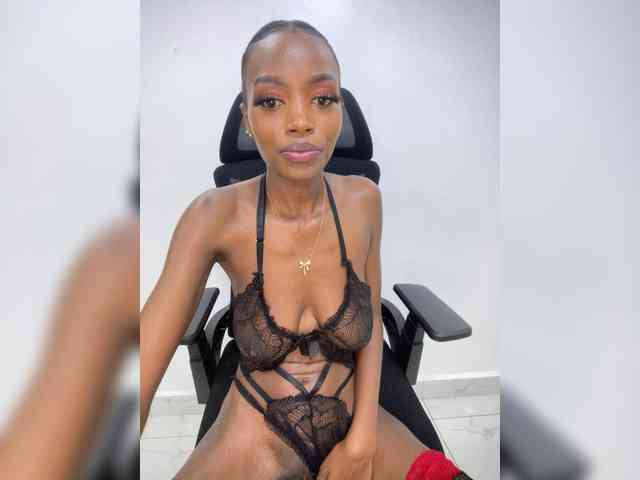 Exoticsoms webcam