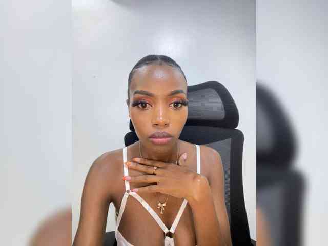 Exoticsoms webcam
