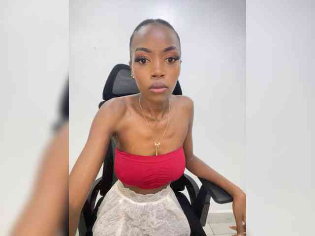 Exoticsoms webcam