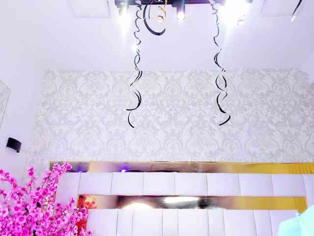 ManisshaStonn webcam