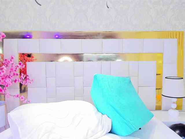 ManisshaStonn webcam