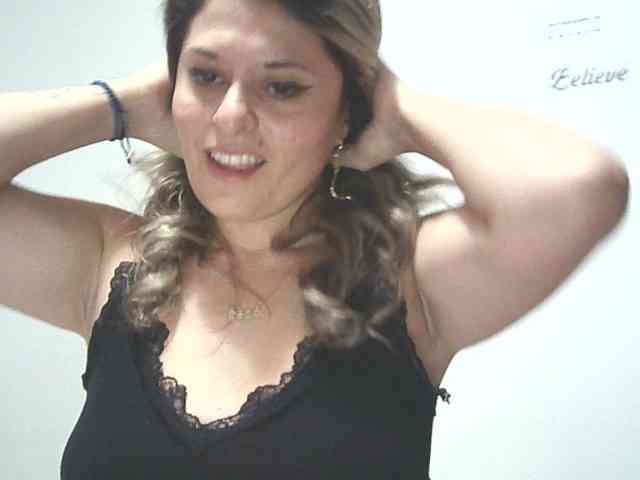 lionessmom webcam