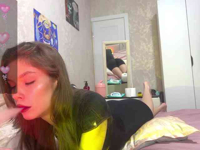 RubyRedkiss webcam
