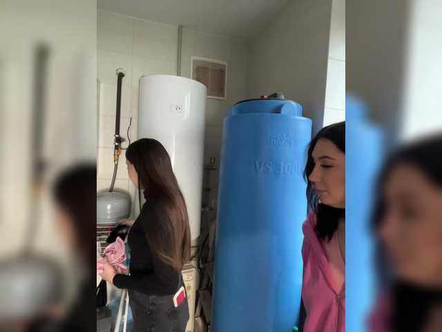 Entrez le videochat erotique avec le
modèle BustyLina BustyLina