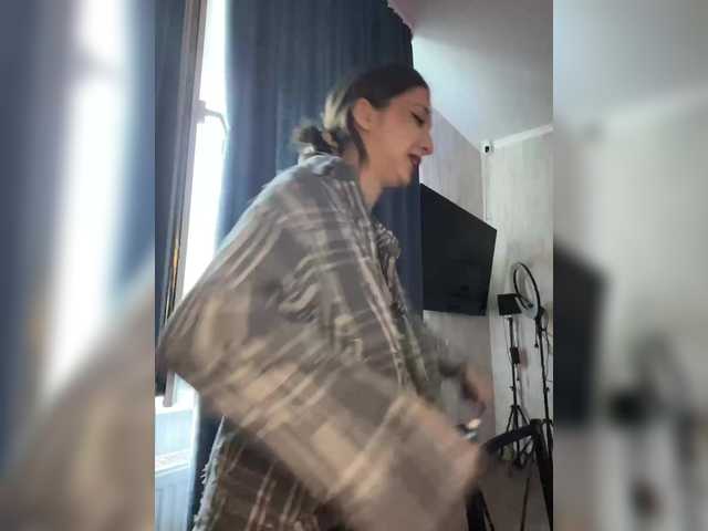 Gratis Live Sexcam mit BustyLina BustyLina