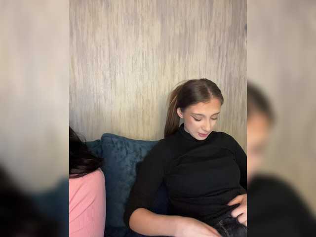 Vai a chattare su BustyLina BustyLina