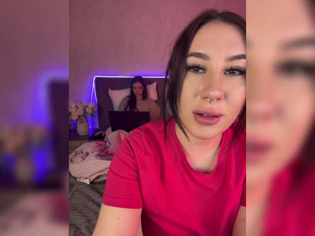 Vai a chattare su BustyLina BustyLina